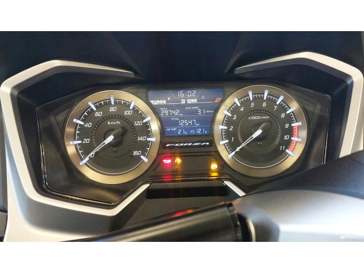 Skootteri Honda Forza 2022 22642460