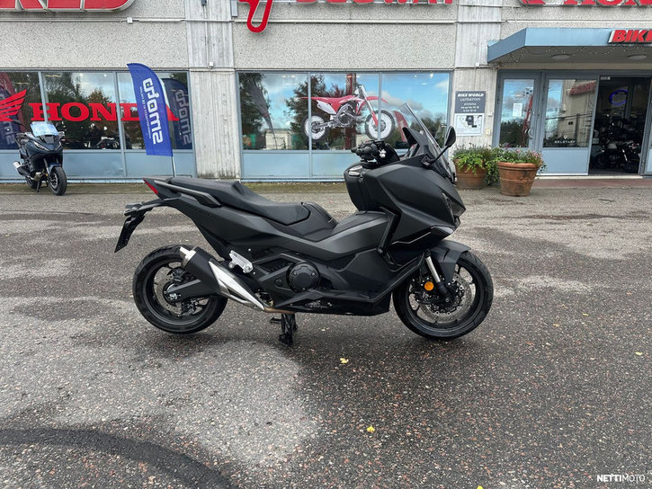 Skootteri Honda Forza 2025 22681989