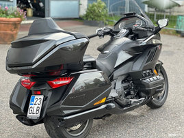 Moottoripyörä Honda GL 2022 22743652