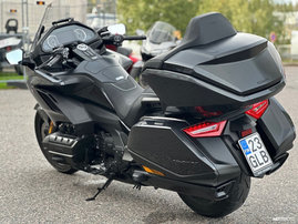 Moottoripyörä Honda GL 2022 22743656