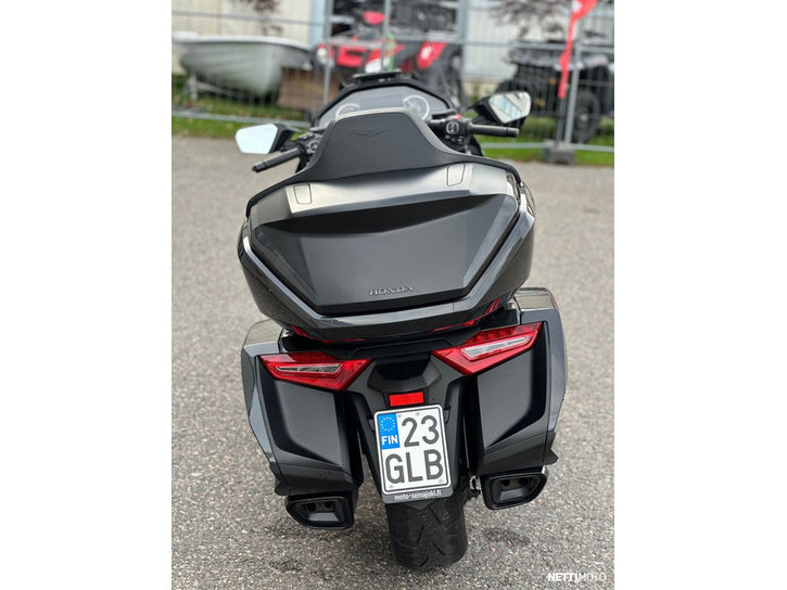 Moottoripyörä Honda GL 2022 22743661