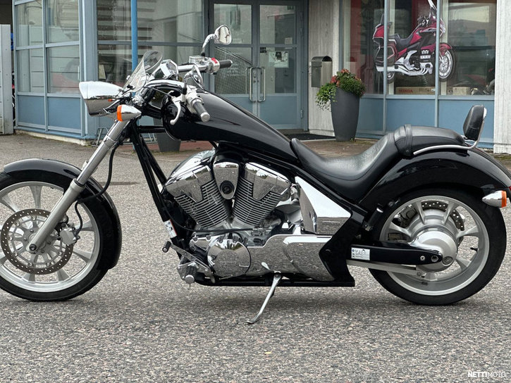 Moottoripyörä Honda VT 2010 22746094