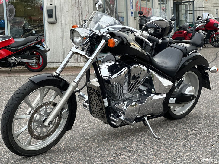 Moottoripyörä Honda VT 2010 22746095