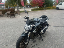Moottoripyörä Zero SR F 2021 22848848