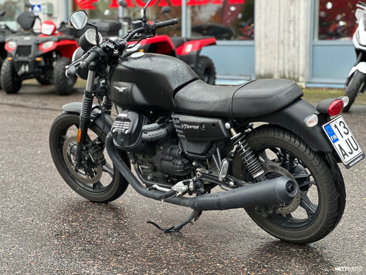 Moottoripyörä Moto Guzzi V7 2017 22899806