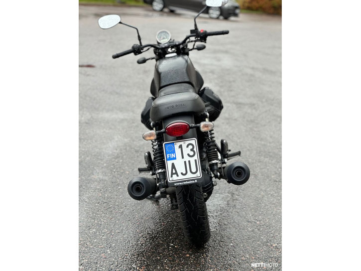 Moottoripyörä Moto Guzzi V7 2017 22899815