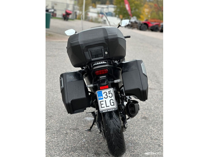 Moottoripyörä Honda NT 2022 22982938