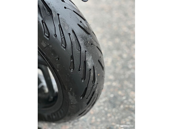 Moottoripyörä Honda NT 2022 22982943