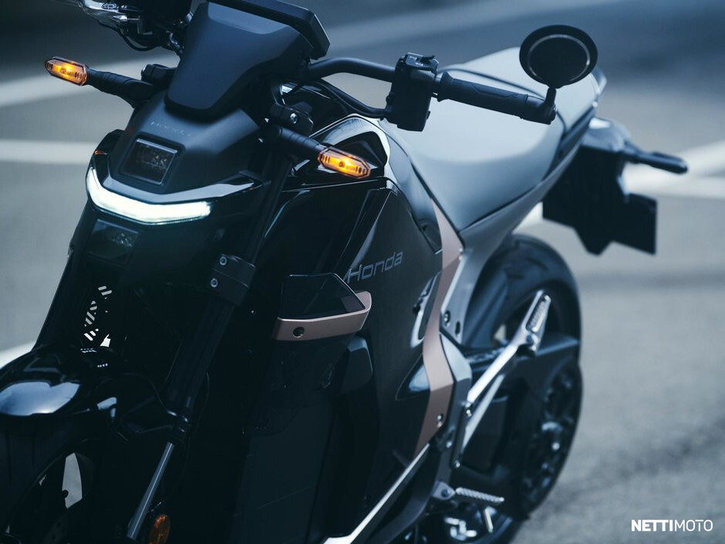 Moottoripyörä Honda WN7 2026 23356512