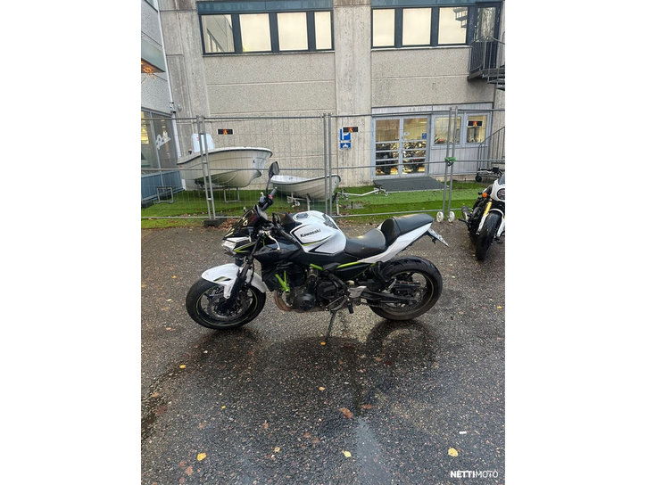 Moottoripyörä Kawasaki Z 2020 23203641