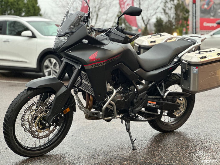 Moottoripyörä Honda XL 2024 23286343