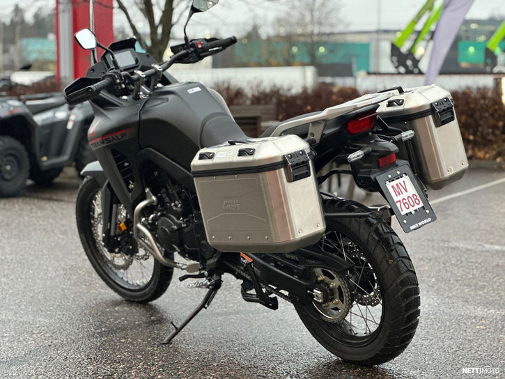 Moottoripyörä Honda XL 2024 23286345