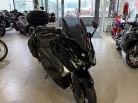 Skootteri Yamaha T-Max 2018 23321158