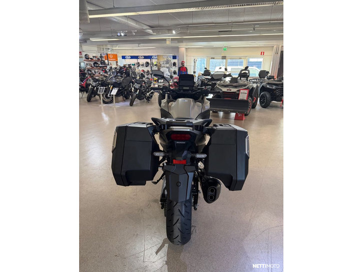 Moottoripyörä Honda NT 2026 24242393