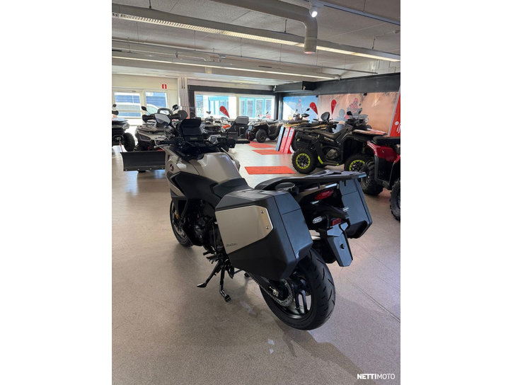 Moottoripyörä Honda NT 2026 24242394