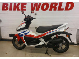 Skootteri Honda NSC 2015 23322526
