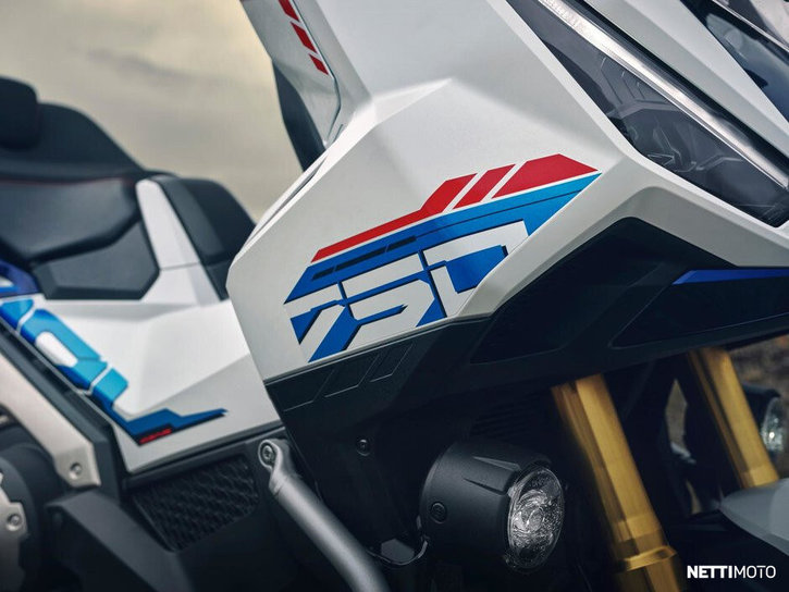 Moottoripyörä Honda X-ADV 2026 23356310