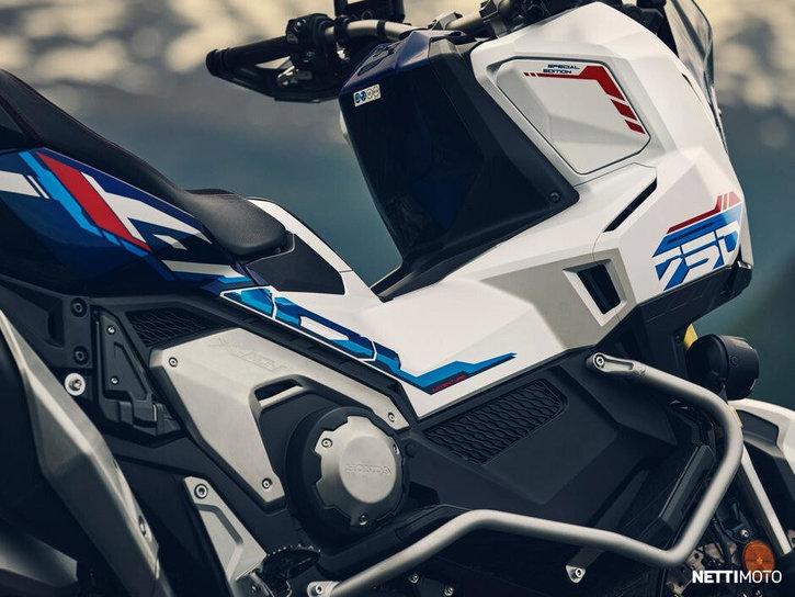 Moottoripyörä Honda X-ADV 2026 23356311