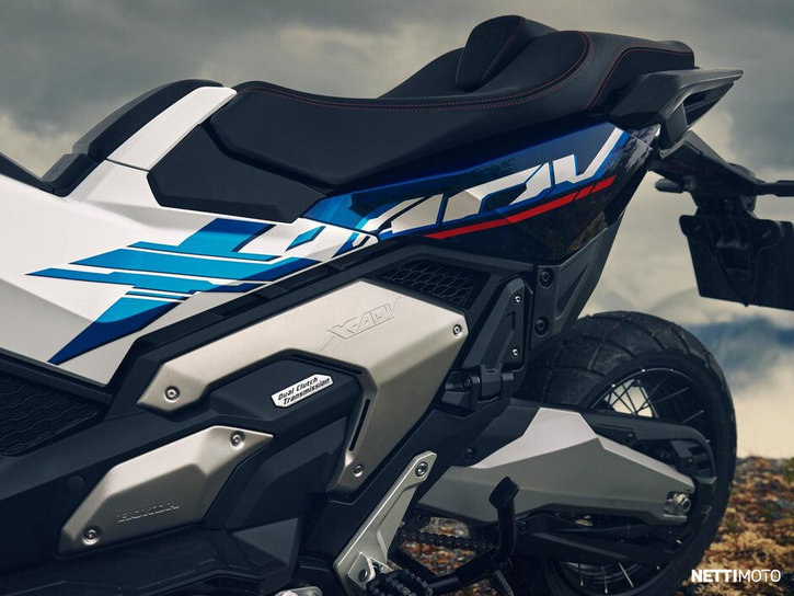 Moottoripyörä Honda X-ADV 2026 23356312