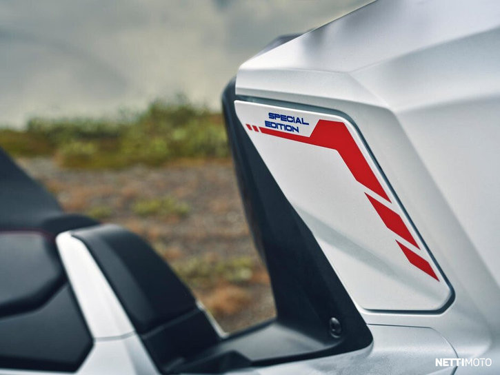 Moottoripyörä Honda X-ADV 2026 23356313