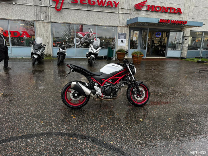 Moottoripyörä Suzuki SV 2022 23355662