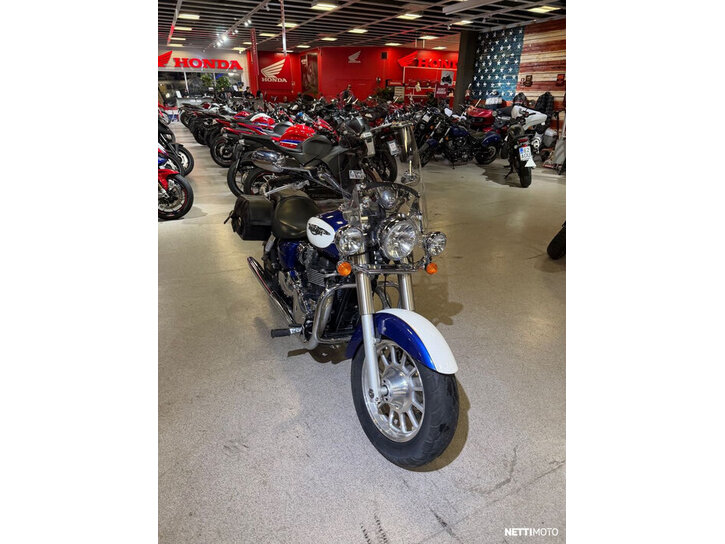 Moottoripyörä Triumph America 2013 23358100