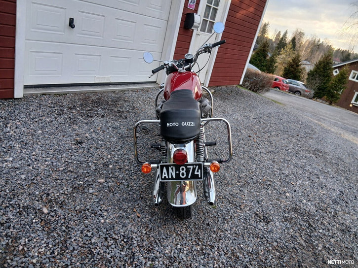 Moottoripyörä Moto Guzzi V7 1973 23393238