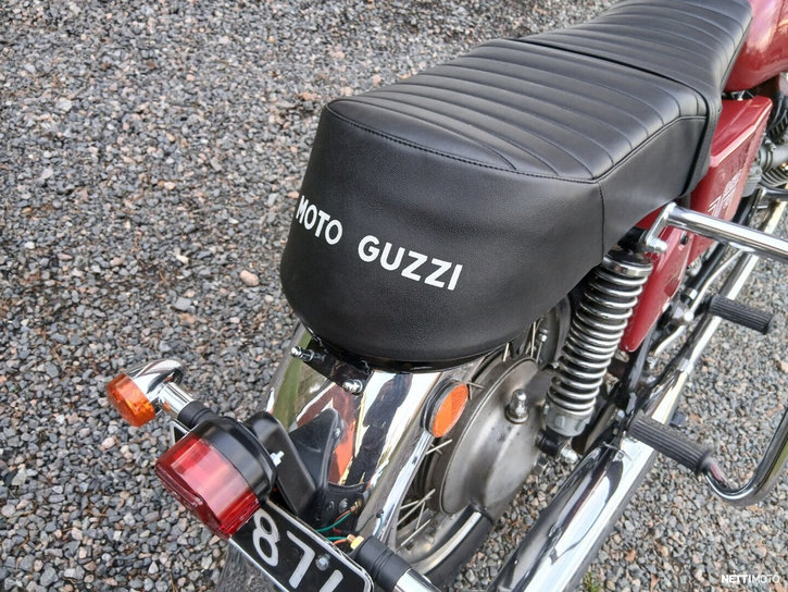 Moottoripyörä Moto Guzzi V7 1973 23393240