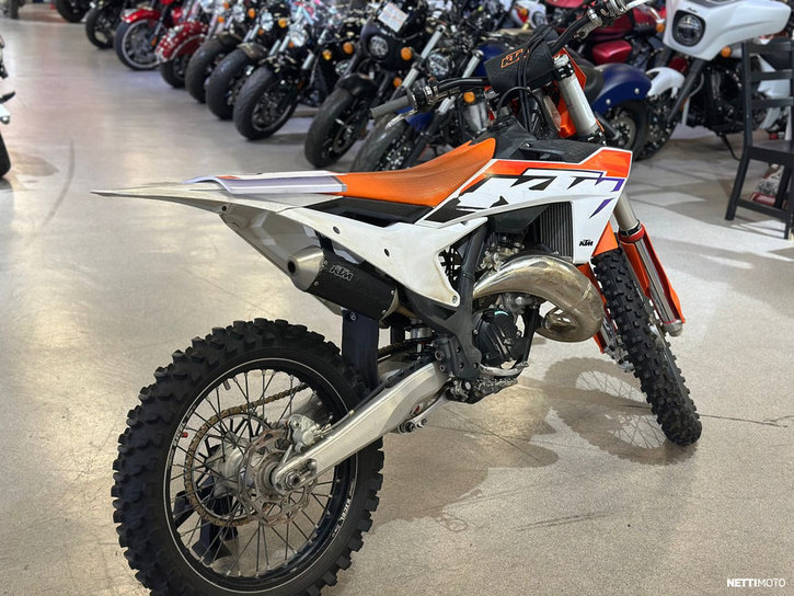 Moottoripyörä KTM 125 2023 23401859