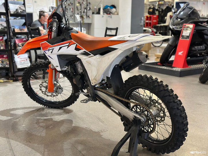 Moottoripyörä KTM 125 2023 23401866