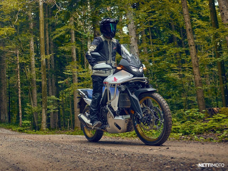 Moottoripyörä Honda GL 2026 23435887