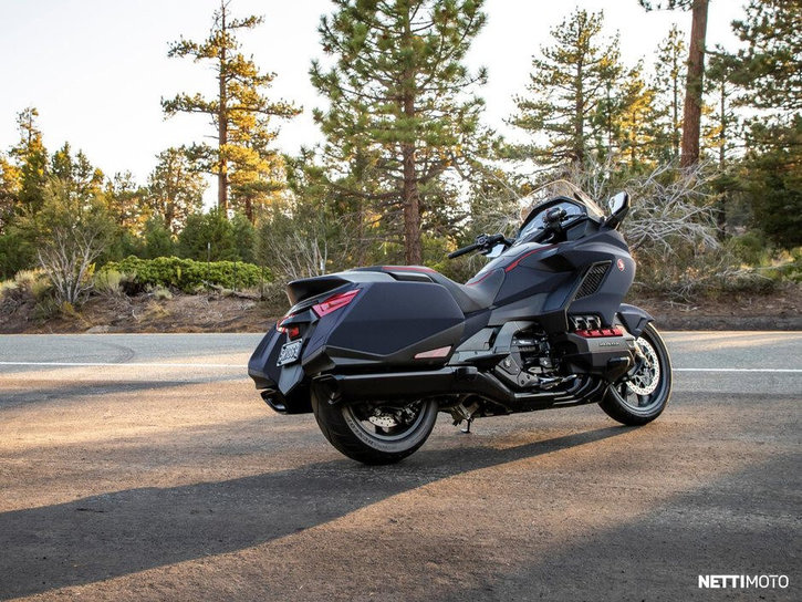 Moottoripyörä Honda GL 2026 23445869