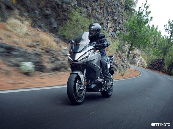 Moottoripyörä Honda NT 2026 23445911