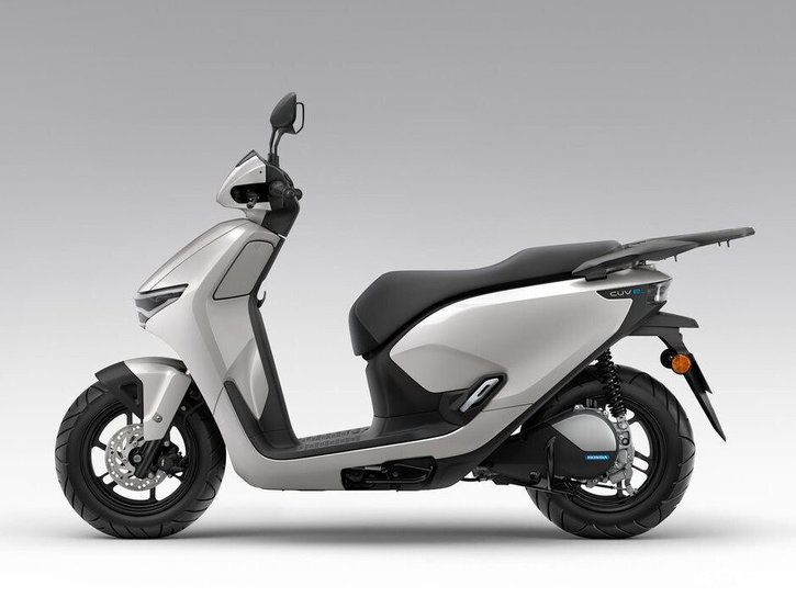 Skootteri Honda CUV e 2026 23527131