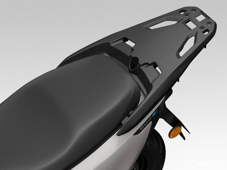 Skootteri Honda CUV e 2026 23527144