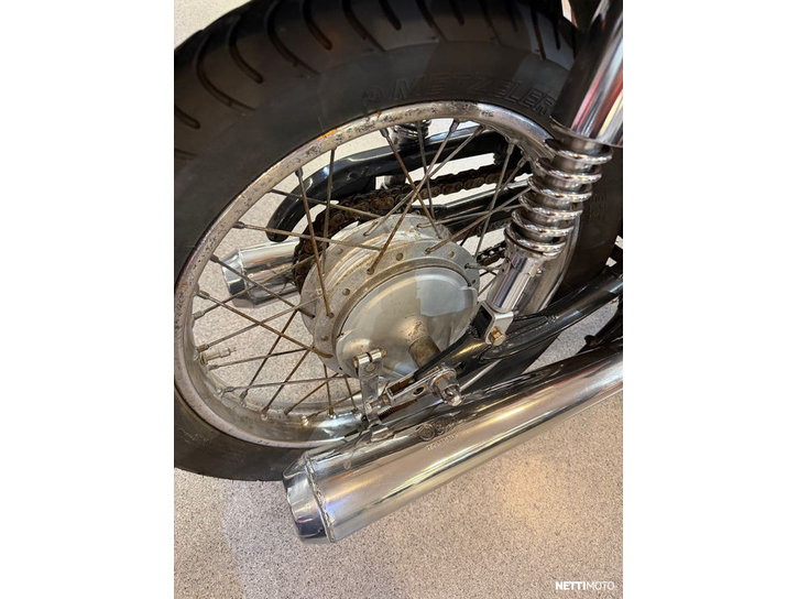 Moottoripyörä Honda CB 1973 23540357