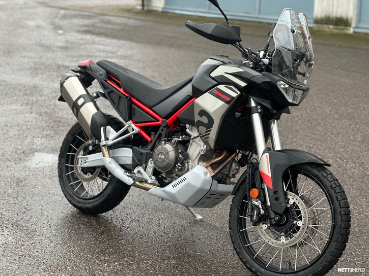 Moottoripyörä Aprilia Tuareg 2024 23613161