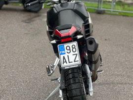 Moottoripyörä Aprilia Tuareg 2024 23613168