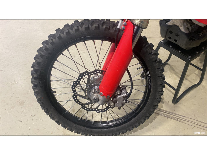 Moottoripyörä Honda CRF 2017 23649003