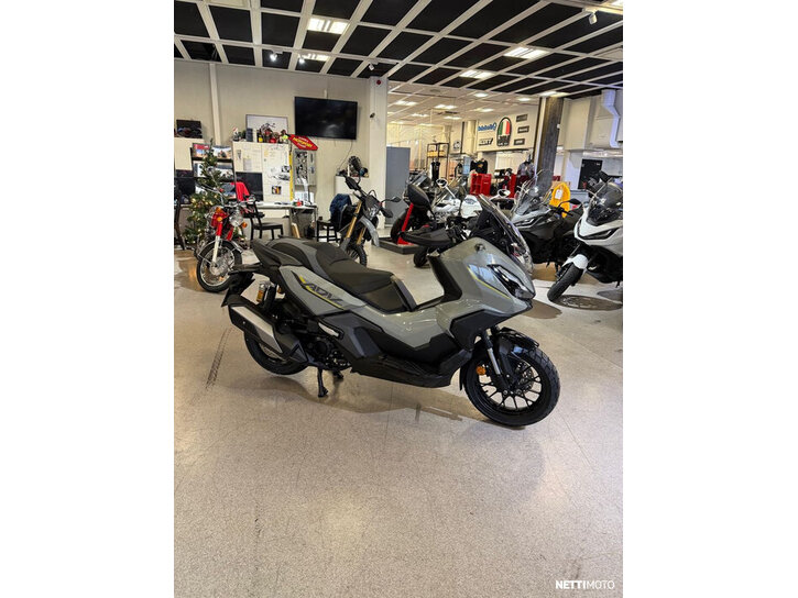 Skootteri Honda ADV 2026 23657462