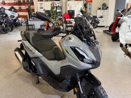 Skootteri Honda ADV 2026 23657463