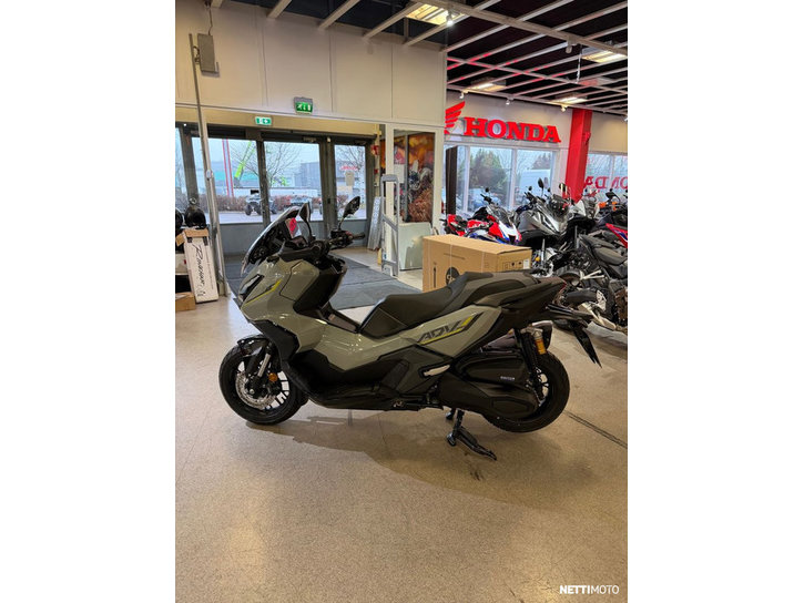Skootteri Honda ADV 2026 23657464