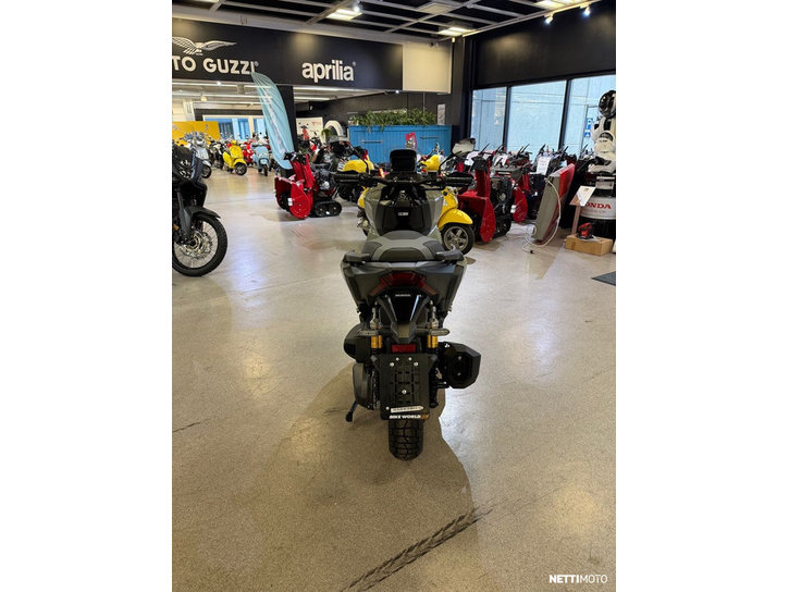 Skootteri Honda ADV 2026 23657465