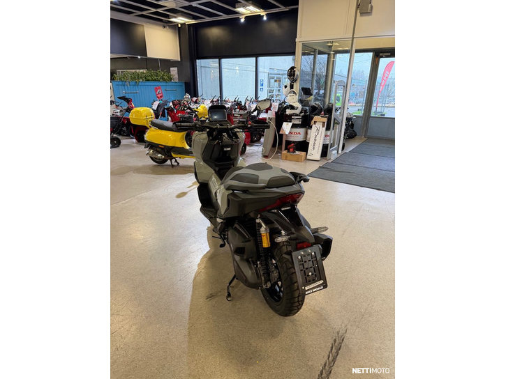 Skootteri Honda ADV 2026 23657466
