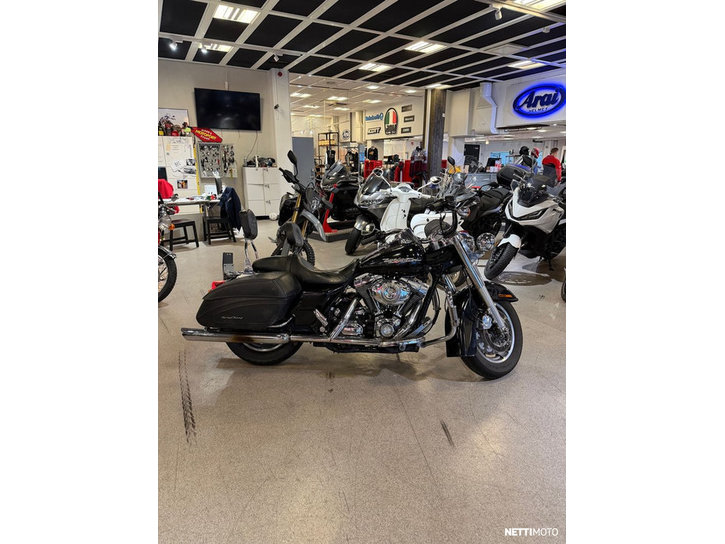 Moottoripyörä Harley-Davidson Touring 2007 23666562