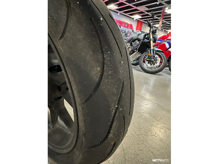 Moottoripyörä Honda CB 2022 23726775