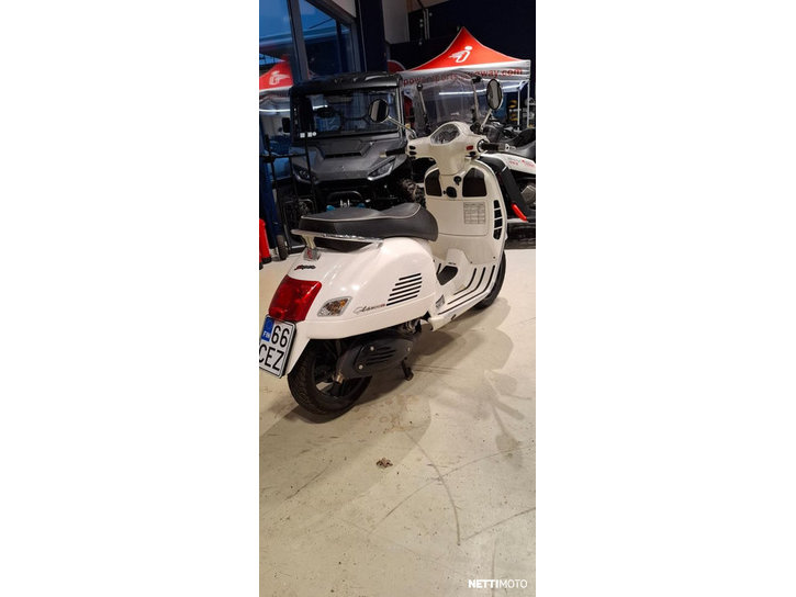 Skootteri Vespa GTS 2013 23964713