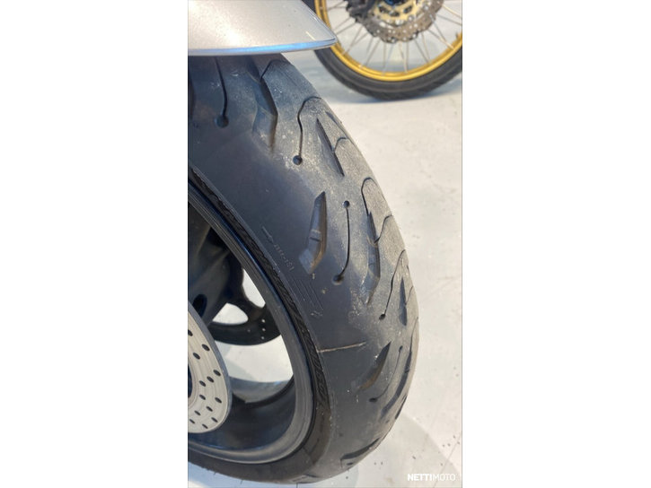 Moottoripyörä Yamaha FJR 2005 24186256