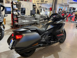 Moottoripyörä Honda GL 2023 24034016