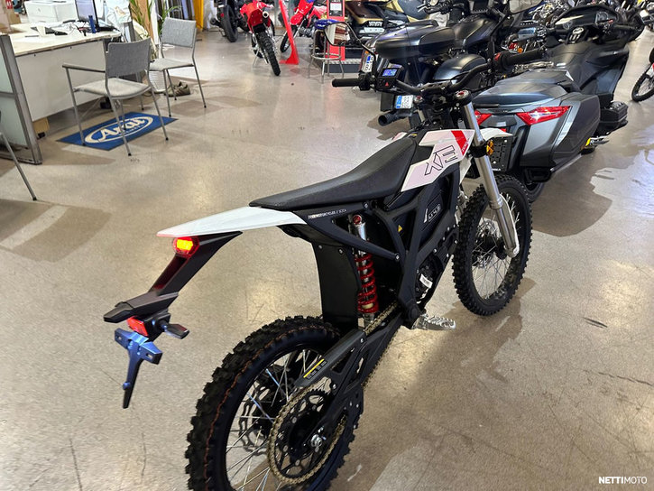 Moottoripyörä Zero FX 2026 24044911